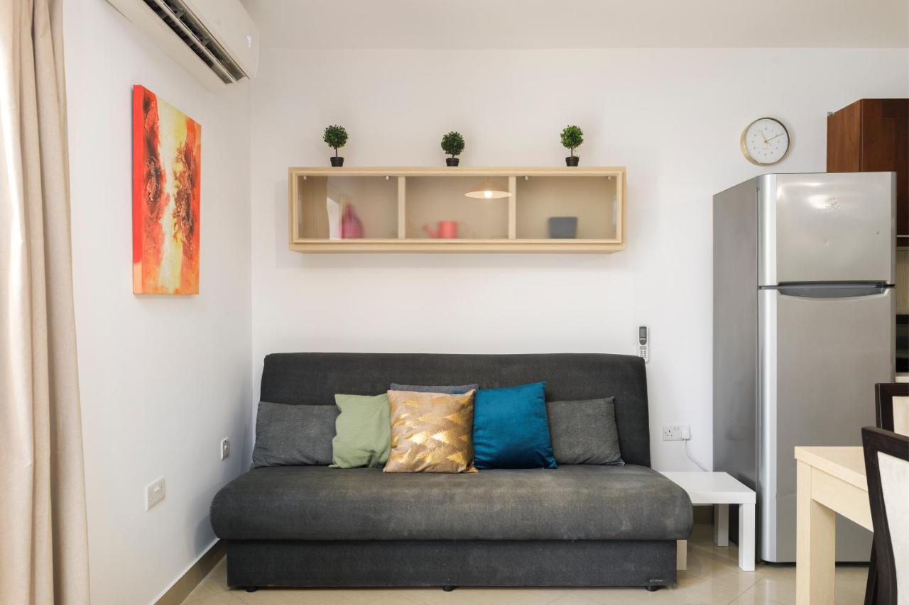 Hilltop Apartments - Stylish Comfort Living Close To The Sea, Bugibba St. Paul's Bay Buitenkant foto