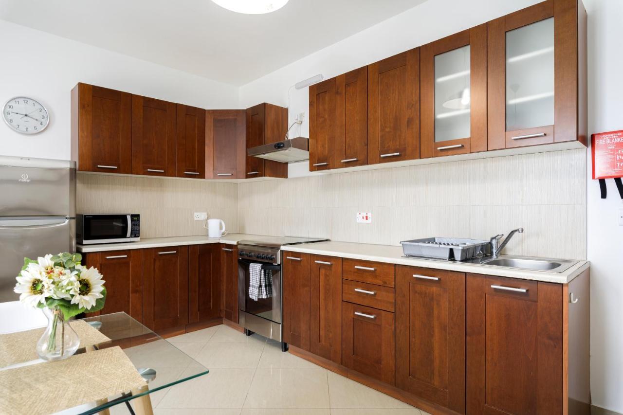 Hilltop Apartments - Stylish Comfort Living Close To The Sea, Bugibba St. Paul's Bay Buitenkant foto